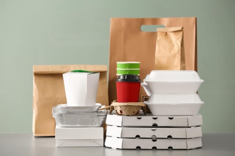 Embalagens para restaurantes e delivery disponíveis na AVS Embalagens em Goiânia